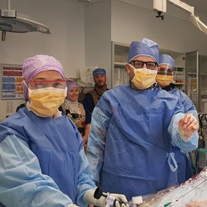 Dr Karimi conducts a lithotripsy operation