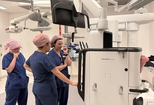 Svph En Grad Programm Expansion of Robotic Program | St Vincent’s Melbourne da Vinci 5