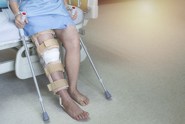 Orthopaedics knee injury pain recovery surgery