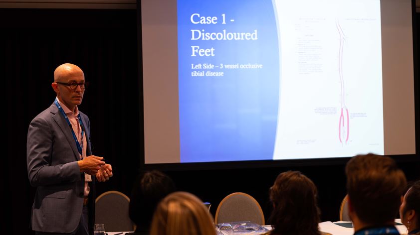 Dr Simon Quinn Presenting