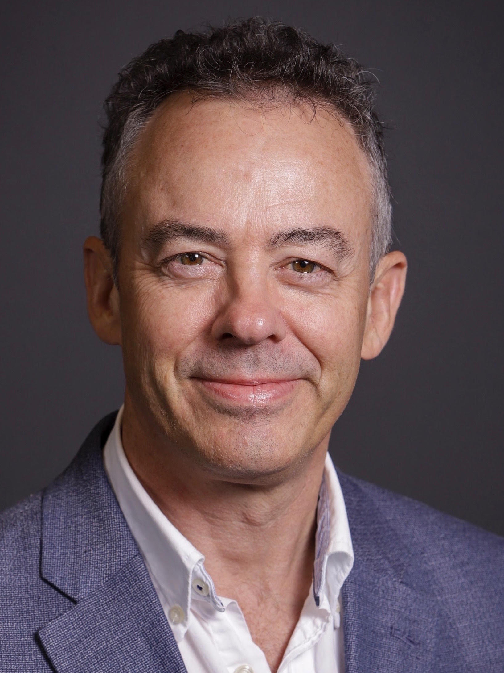 Two brothers shine a light on the importance of bowel cancer testing