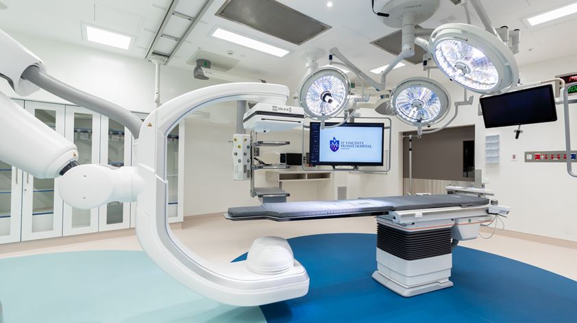 AI imaging robots in an operating theatre.
