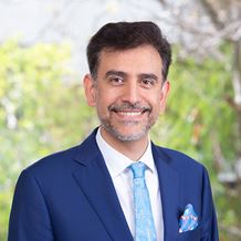 Dr Mohsen Habibian is a Cardiologist