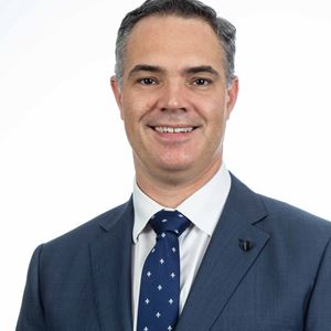 Dr Garath Owen, Colorectal Surgeon